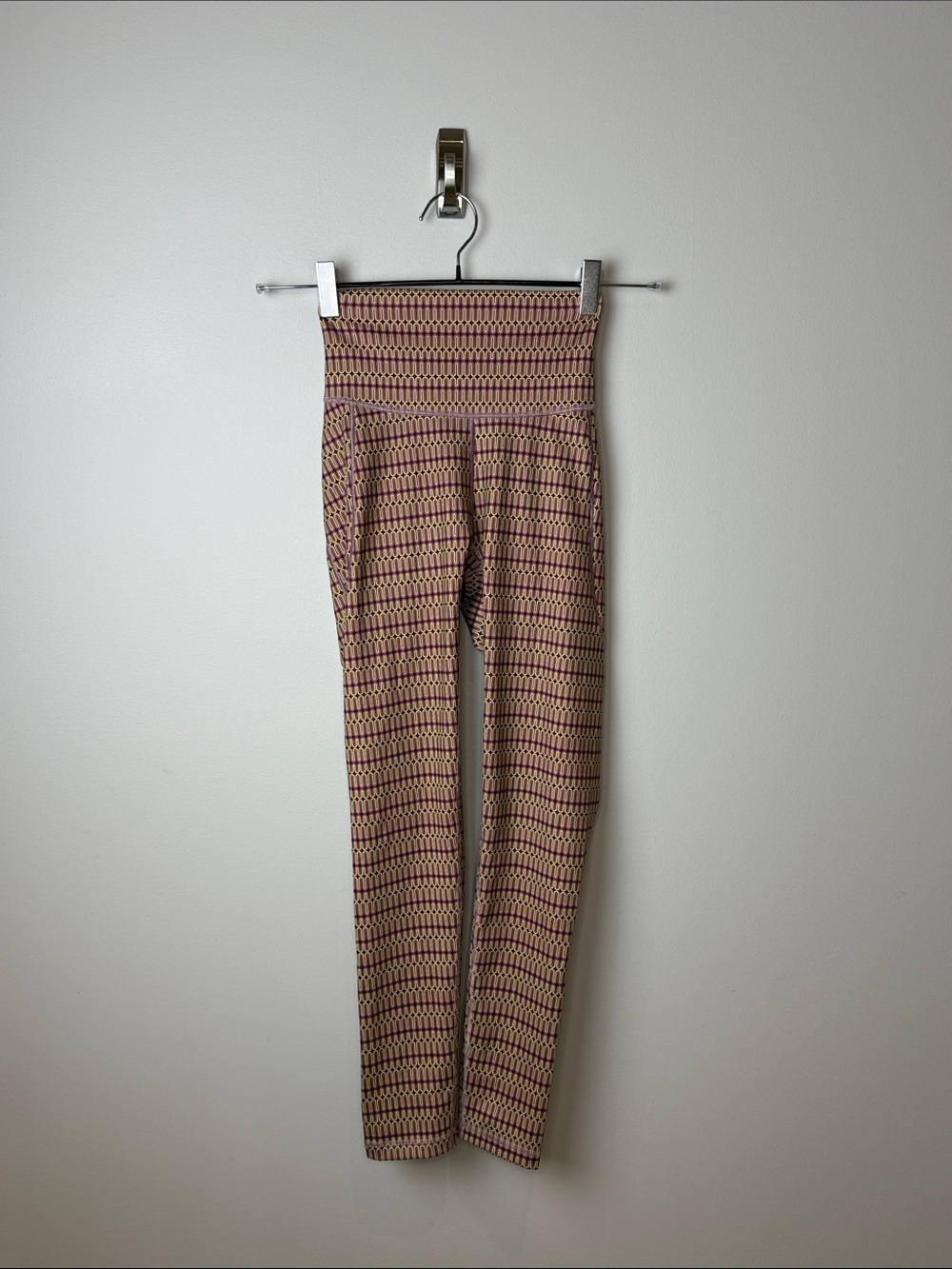 adidas High-Waist Patterned Leggings - Beige & Burgundy